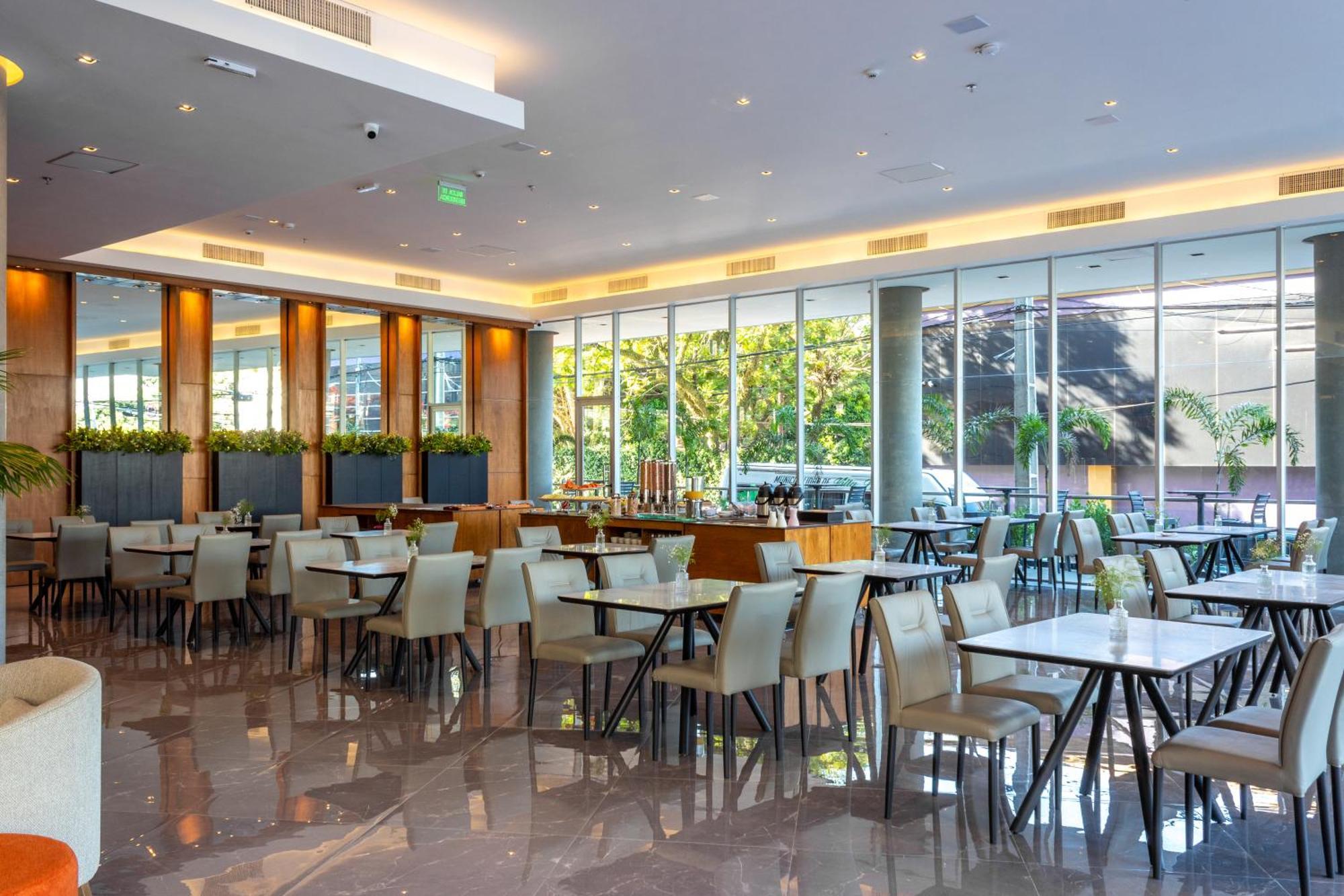 Tryp By Wyndham Asuncion Hotel Kültér fotó
