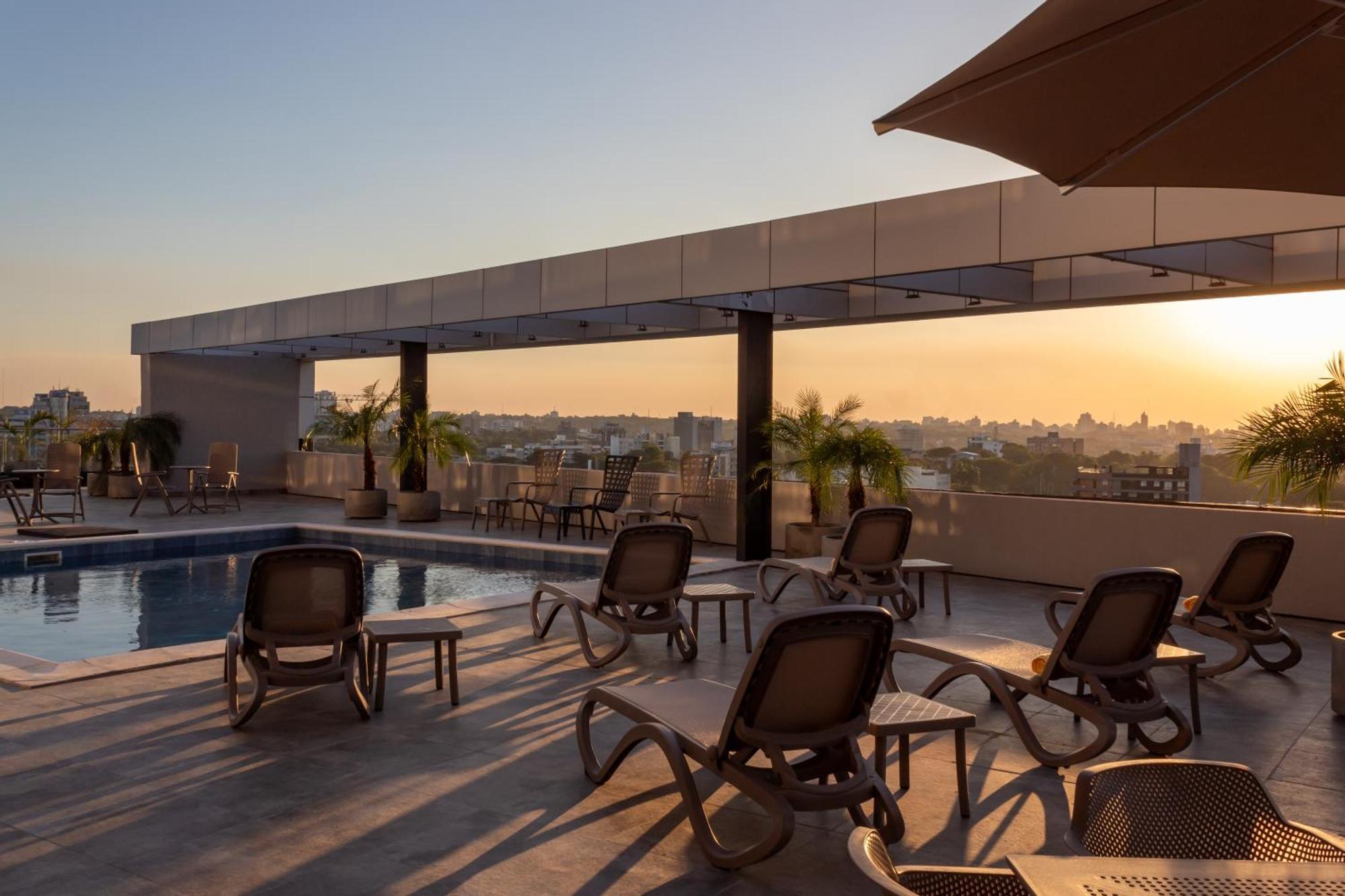 Tryp By Wyndham Asuncion Hotel Kültér fotó